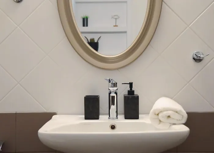 Point Apartamento Castória